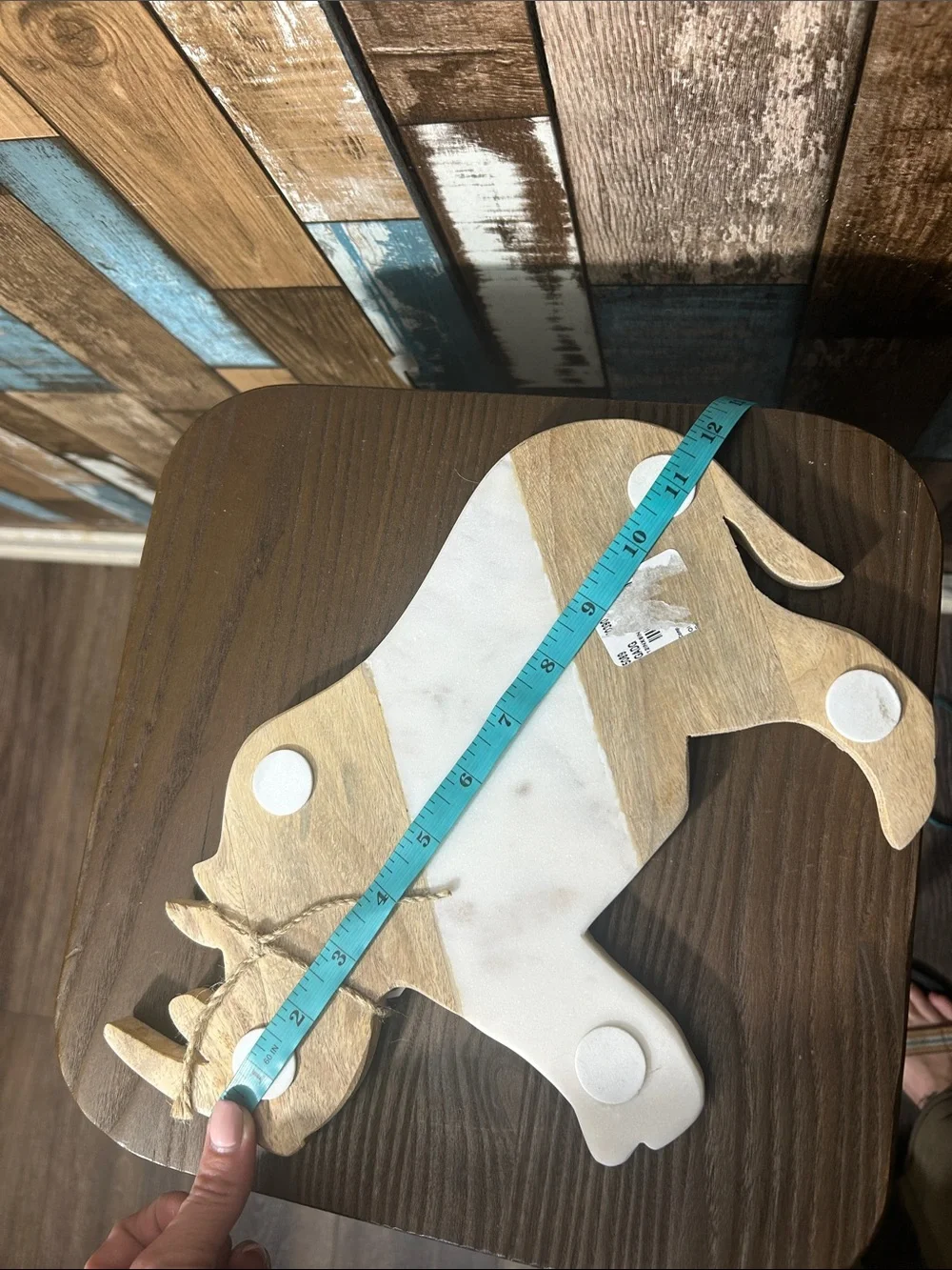 Wooden Rhino cutting board in Natural Wood & marble